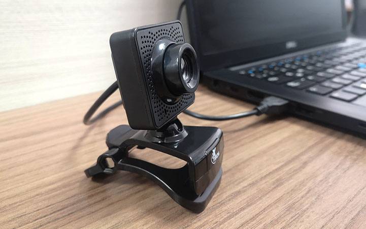 Cámara Web Xtech Gaze con micrófono 640x480 Wired USB XTW-480 (ex)
